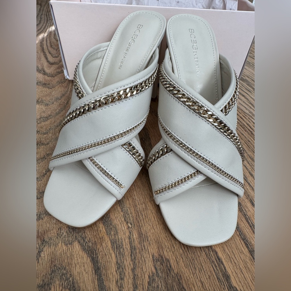BCBG Bianca 7.5 ivory/off white